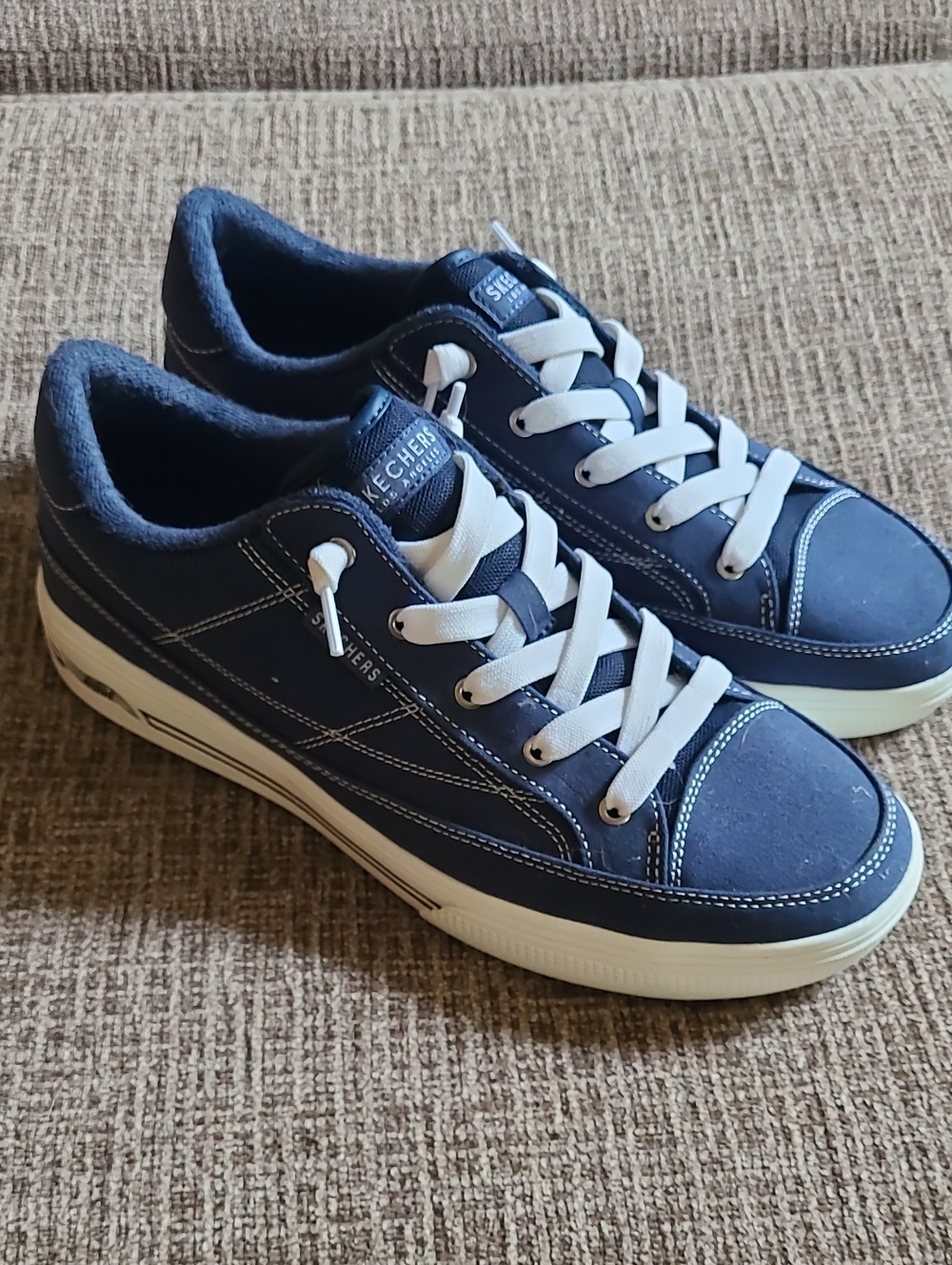 Skechers Arch Fit Arcade - Arcata Navy Size 11